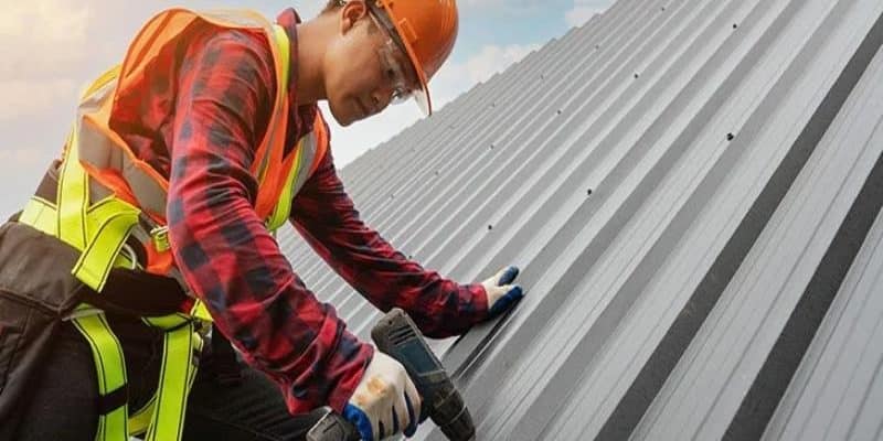 Is It Time for a Metal Roof Replacement Here’s What You Need to Know