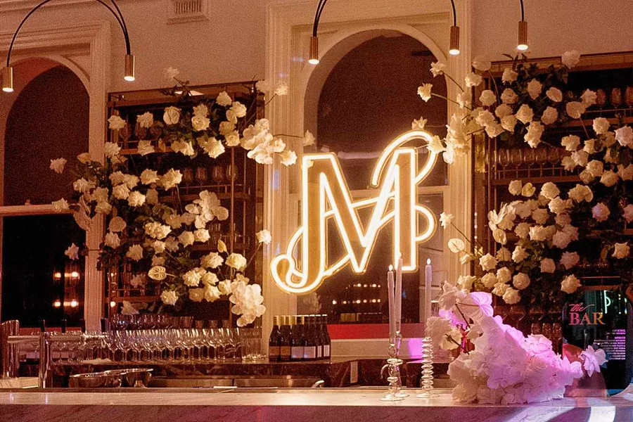 Best Neon Signs For Weddings & Parties