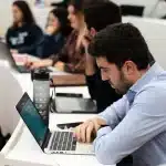 How Digital Magazines Are Changing the Fashion Industry