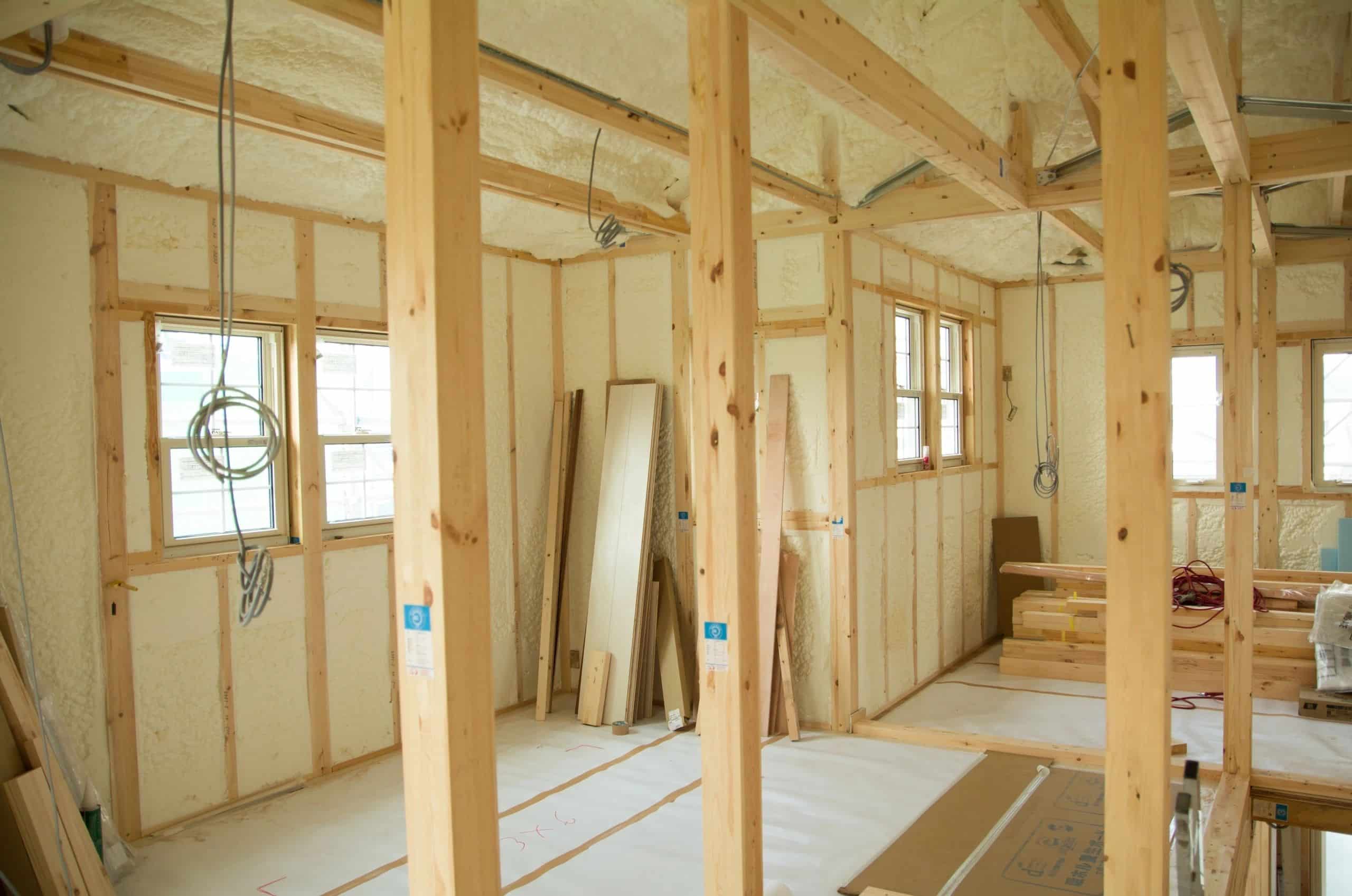 How can you benefit from hiring an attic insulation contractor?